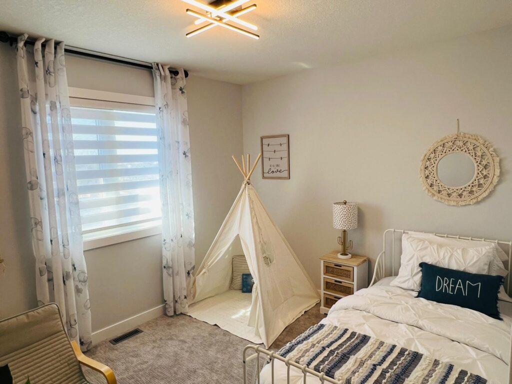 Zebra blinds in Calgary by Skyview blinds and shades (9)